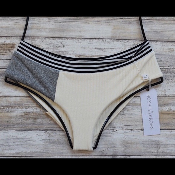 ISO Primal pattern joggers and swim L/XL - Picture 2 of 4